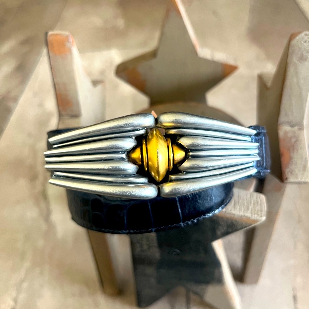 CARLISLE BELT black leather vintage belt with unique  buckle measures 34 Inches